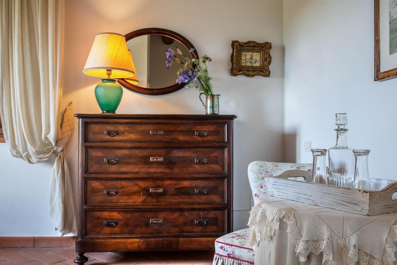 Villa Lionella Country Resort Montaione Bagian luar foto
