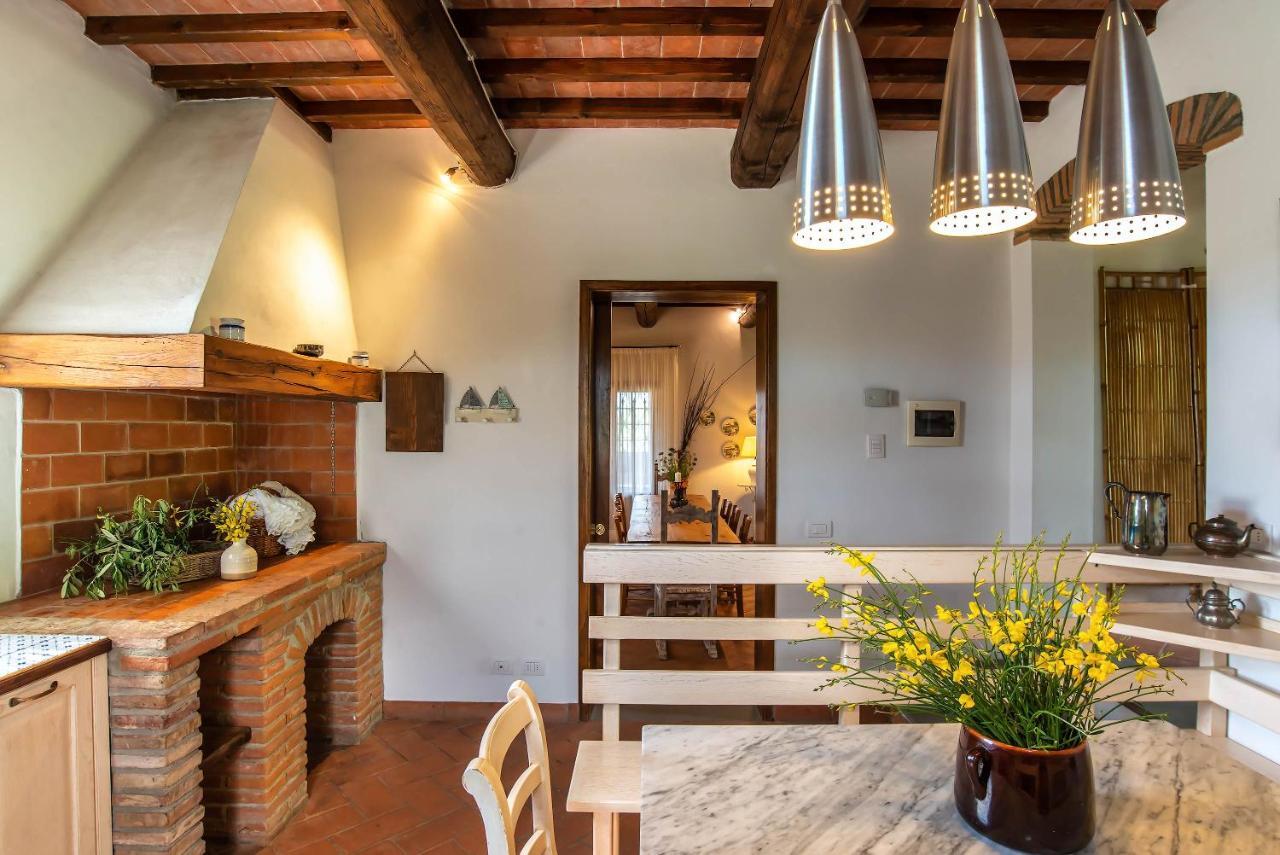 Villa Lionella Country Resort Montaione Bagian luar foto